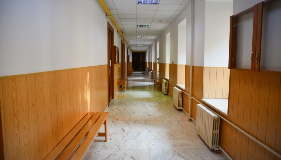 PROIECT FINALIZAT: Re-functionalizarea spatiilor din corpul principal al UMF – aripa 2