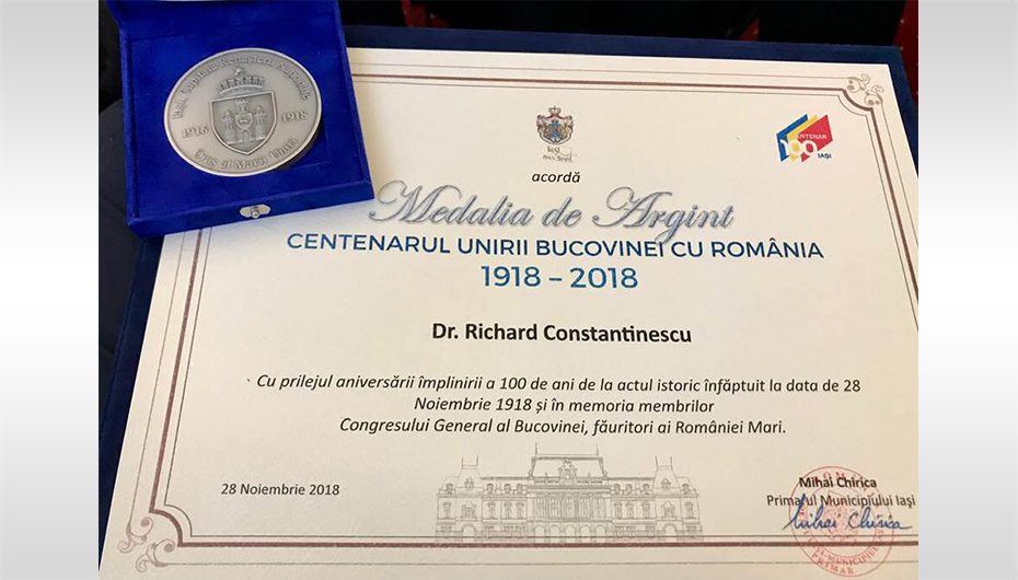 Primăria a premiat UMF Iași pentru implicarea în evenimentele desfășurate în Programul Centenar