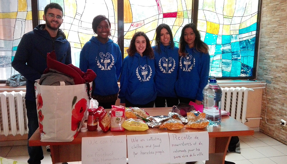 Gest emoționant al studenților mediciniști francofoni: strâng haine și mâncare pentru nevoiași
