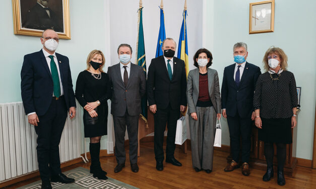 Ambasadorul Franţei în România, în vizită la UMF Iași