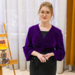 Talent și generozitate: expoziție de pictura în scop caritabil a unei studente la Medicină