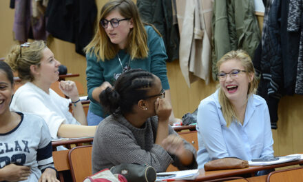 Concurență acerbă la admiterea pentru studenți internaționali la UMF Iași: peste 2.200 de candidați pe 720 de locuri