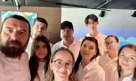 Echipa MAVIS a UMF Iași a prezentat prototipul BabyHeart la Expo 2025 Osaka
