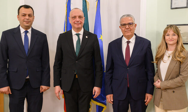 Ambasadorul Republicii Tunisiene în România, în vizită la UMF Iași, cu prilejul congresului MÉDICIS